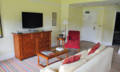 Стены комнаты с выступами Стены комнаты с выступами